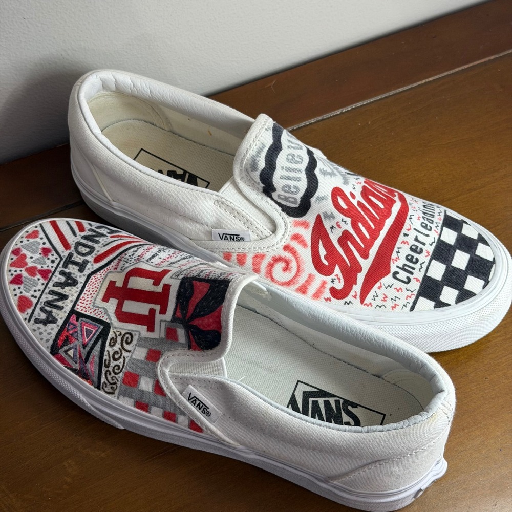 Vans Slip On Custom Indiana University IU Hoosiers White Red Black Sneakers RARE